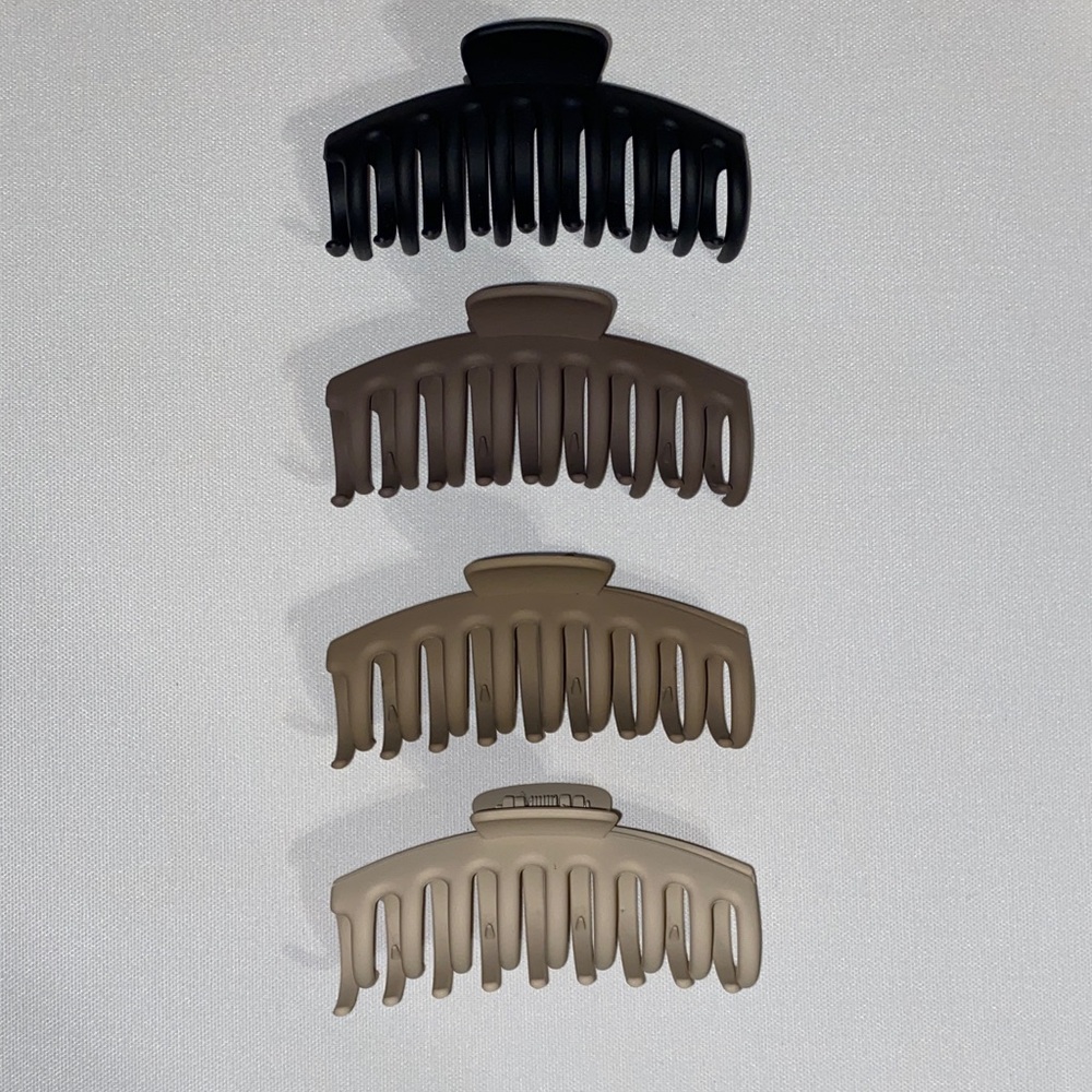 Set of Four Hair Claw Clips in Neutral Tones